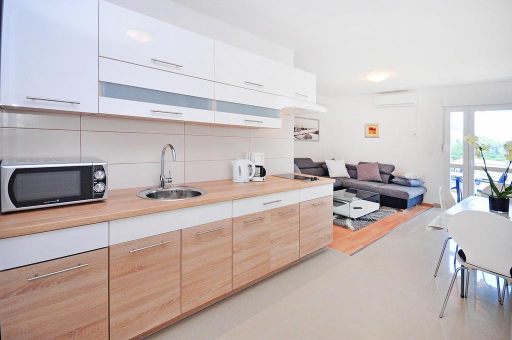 Apartments Zorka Leko Omis Room photo